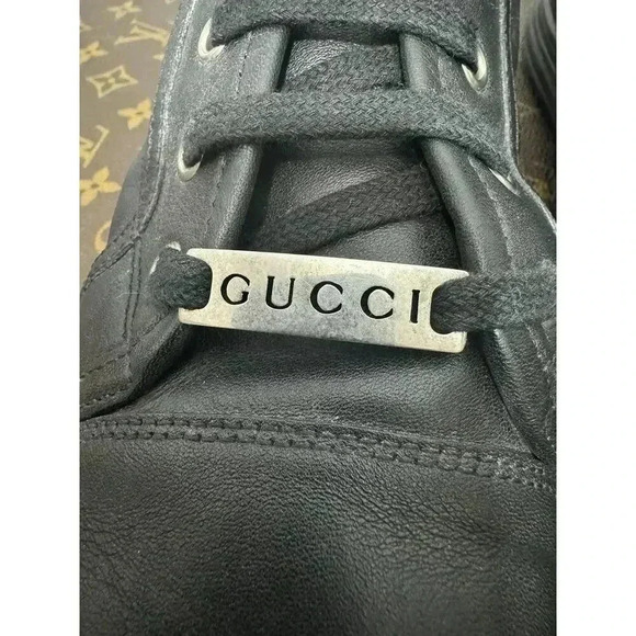 Gucci Logo Black Leather High Tops - Picture 9 of 10